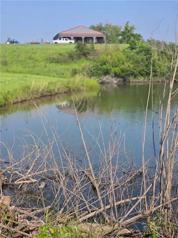 Ridgeway, MO 64481,27577 E 305 AVE