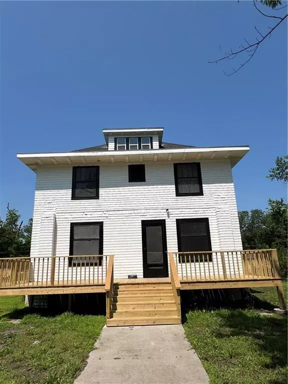 403 N Lincoln ST, Erie, KS 66733