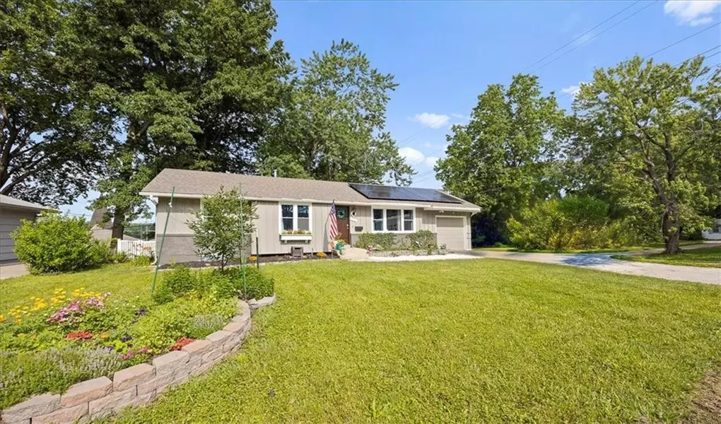 13500 Spring ST, Grandview, MO 64030