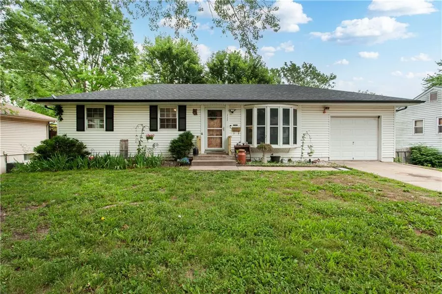 117 Ellison WAY, Independence, MO 64050