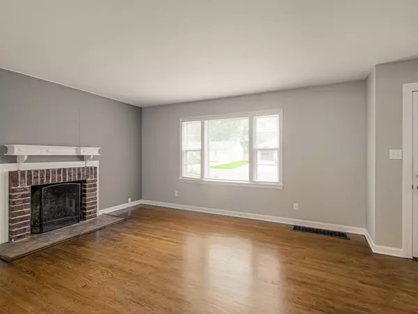 Mission, KS 66202,5730 Woodson ST