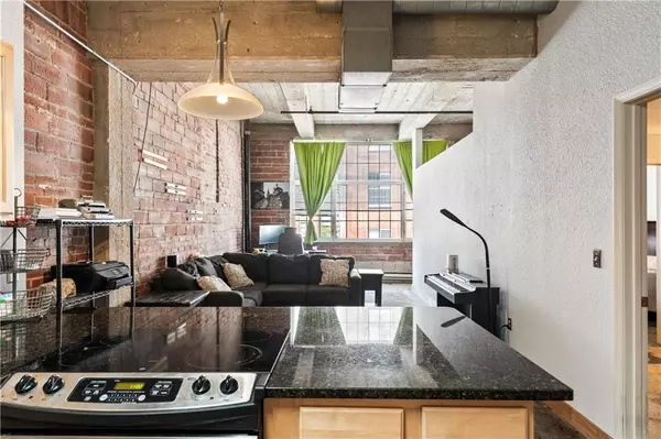 321 W 7th ST #501, Kansas City, MO 64105