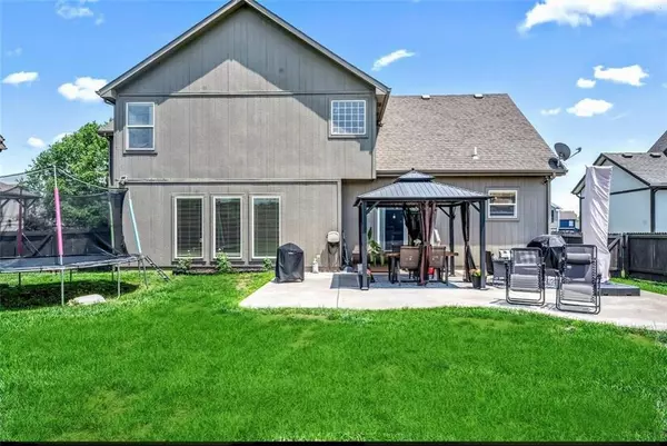 Raymore, MO 64083,502 River Birch RD