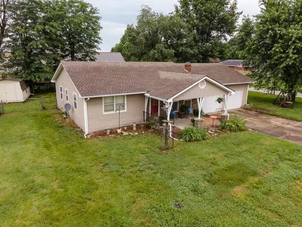 106 S Clark ST, Adrian, MO 64720