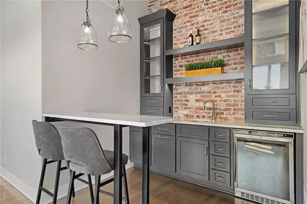 Overland Park, KS 66221,17117 Bluejacket ST