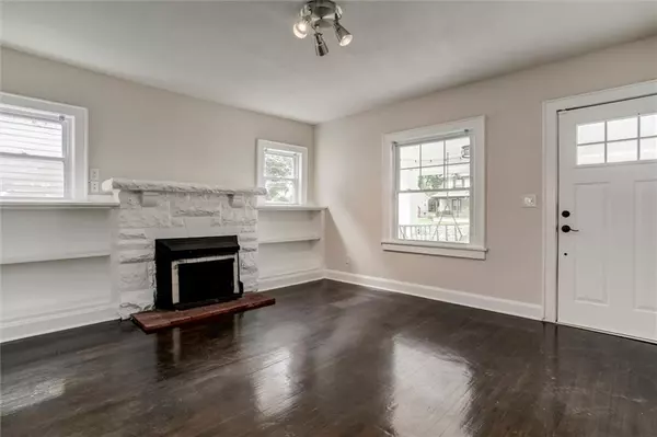 Kansas City, MO 64114,826 W 75TH ST