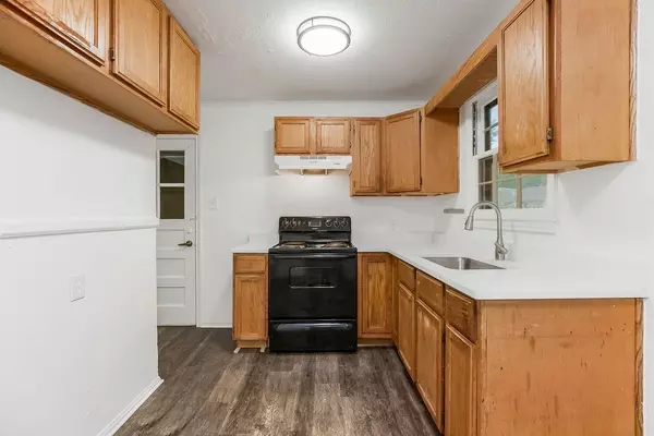 Roeland Park, KS 66205,5205 W 50th TER