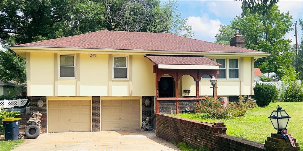 5708 E 100th ST, Kansas City, MO 64137