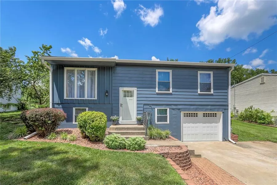 16100 E Elm ST, Independence, MO 64050