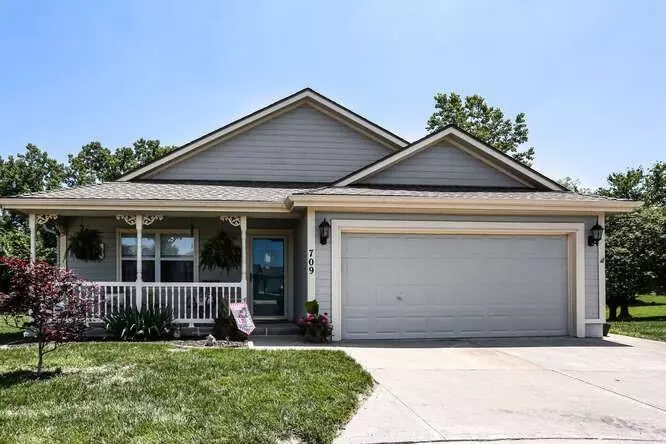 Raymore, MO 64083,709 Sun CT