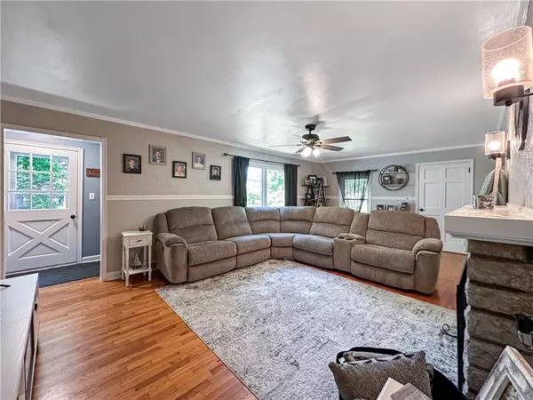 Lexington, MO 64067,1607 South ST