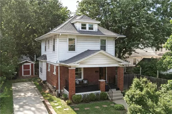 4008 Terrace ST, Kansas City, MO 64111