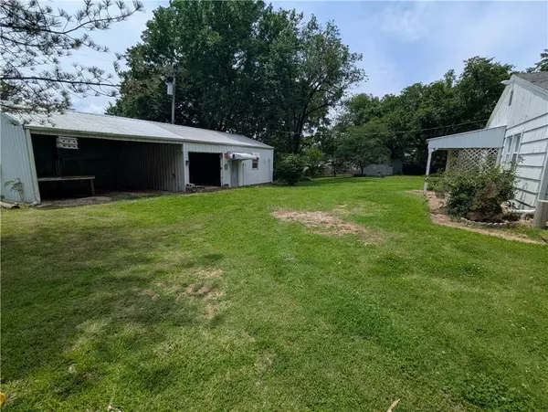 Warsaw, MO 65355,835 Illinois ST