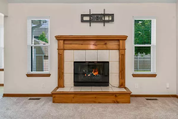 Gardner, KS 66030,321 W Mockingbird ST