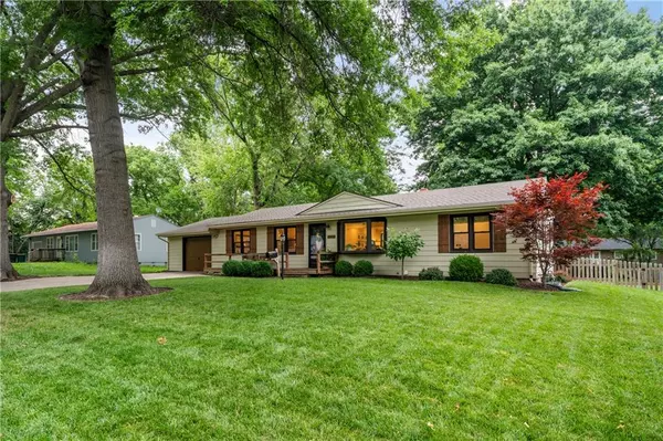 Overland Park, KS 66204,8039 Kessler ST