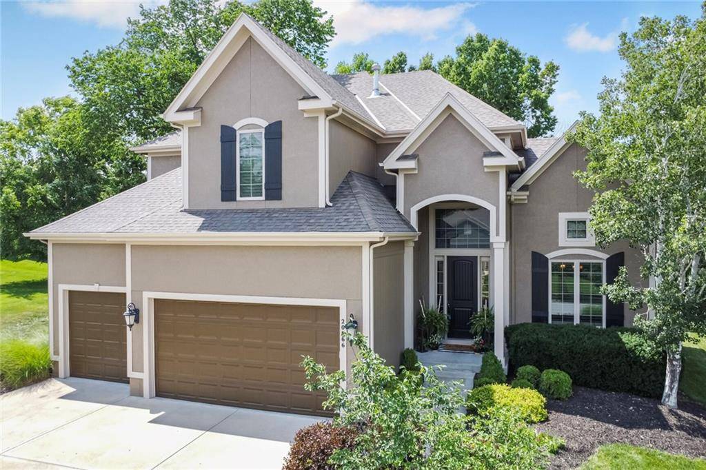 20866 W 114th PL, Olathe, KS 66061