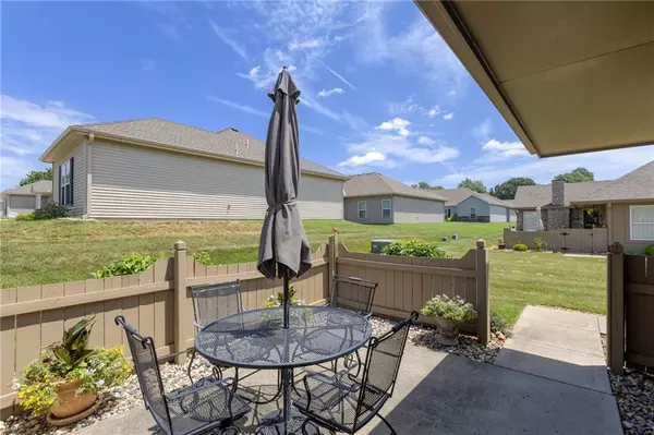 Gladstone, MO 64118,674 NE 65th TER