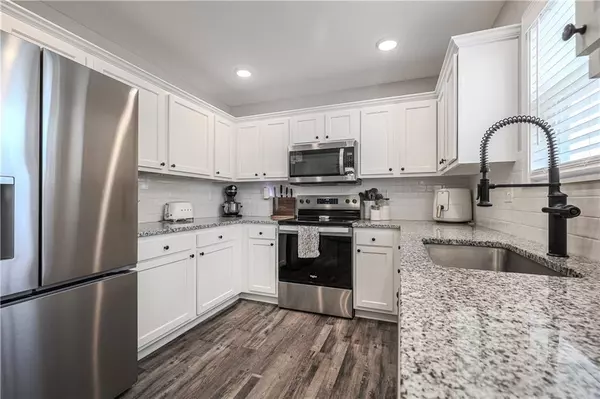 Ottawa, KS 66067,1716 Elderberry LN