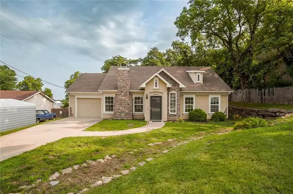 3420 NE 82nd TER, Kansas City, MO 64119
