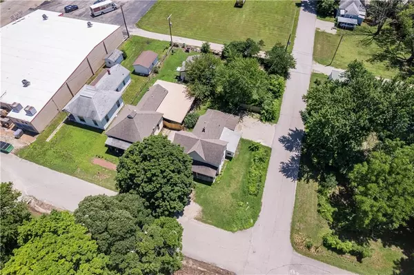 Cherryvale, KS 67335,415 W 2nd ST