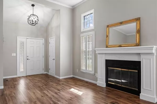 Overland Park, KS 66213,9208 W 121st TER