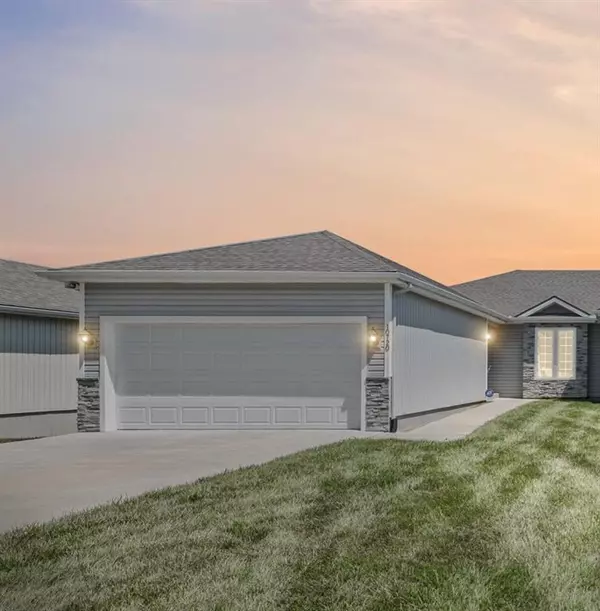 10720 E 46th TER, Kansas City, MO 64133