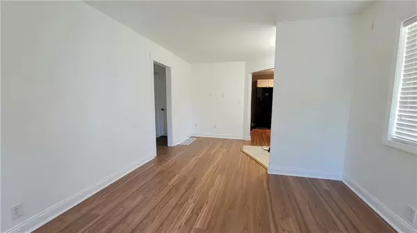 Kansas City, MO 64151,5456 NW Venetian DR