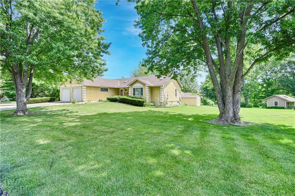 Olathe, KS 66061,1917 W Dennis AVE