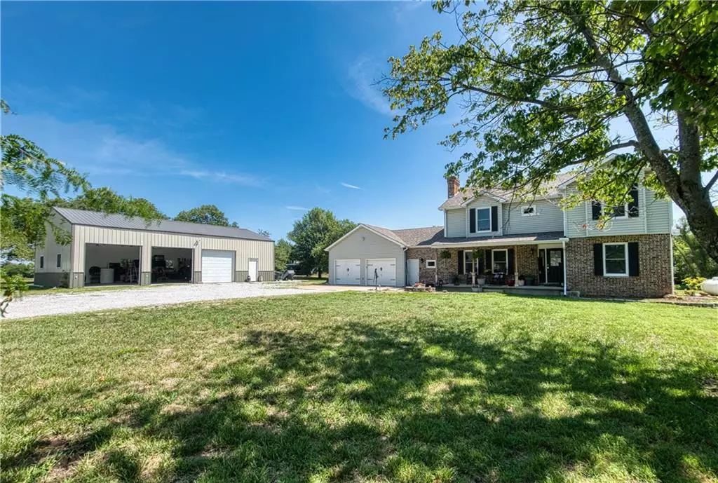 Clinton, MO 64735,440 41P RD