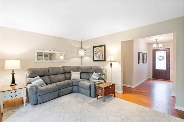 Liberty, MO 64068,1449 Woodland DR