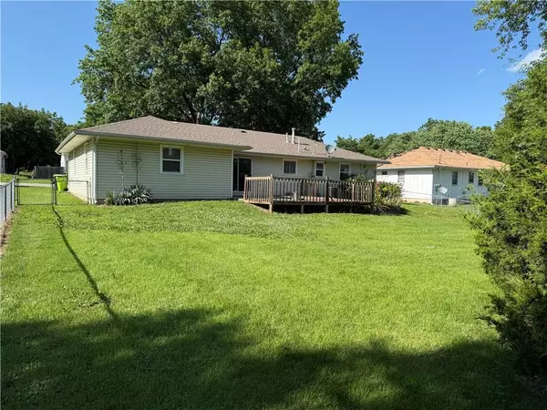 Harrisonville, MO 64701,703 Logan ST