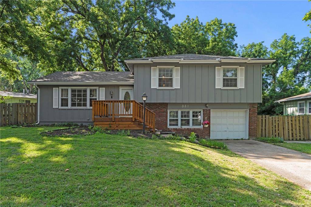 331 E 100th TER, Kansas City, MO 64114