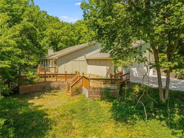 Lone Jack, MO 64070,8919 S Hardsaw RD