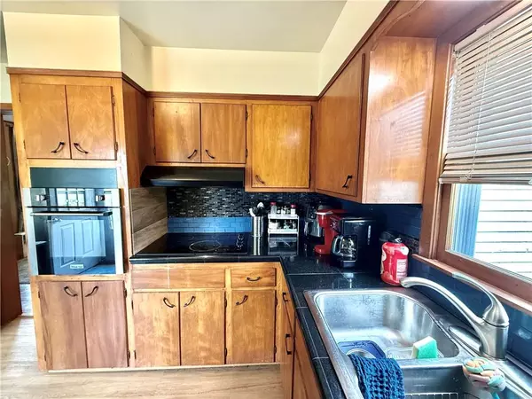 Barnard, MO 64423,226 Mckenzie ST