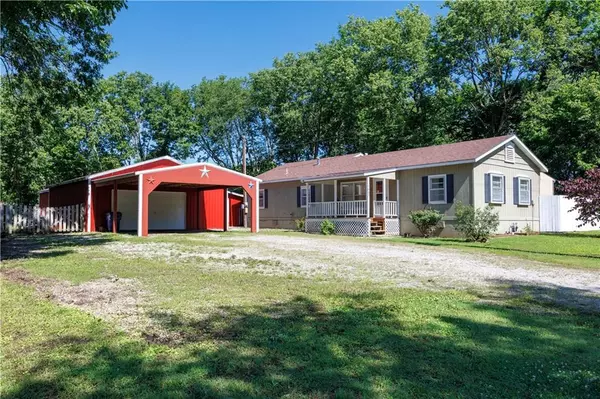 Caney, KS 67333,1005 N Main ST