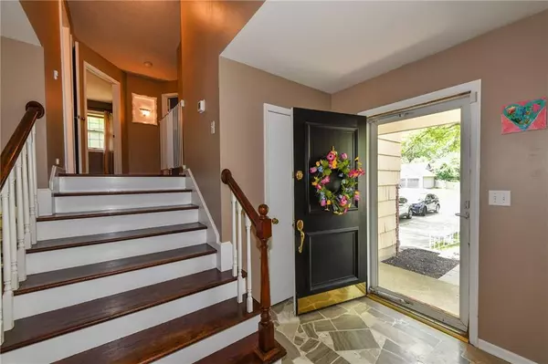 Overland Park, KS 66207,10301 Lamar AVE