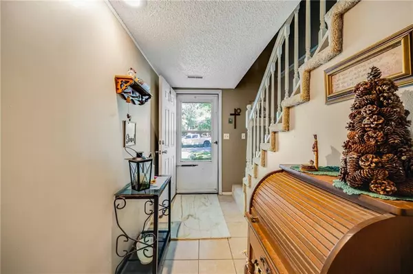 Blue Springs, MO 64015,1410 SW 11th ST