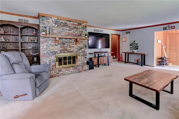 Plattsburg, MO 64477,107 Echo CIR