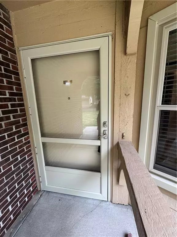 Raymore, MO 64083,1323 W Johns BLVD