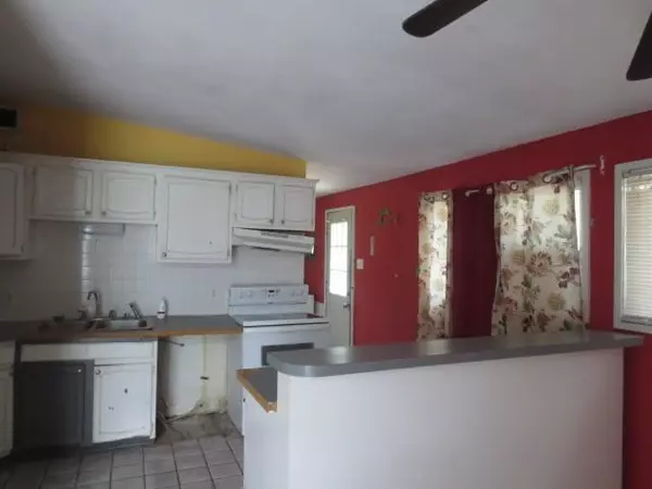 Gladstone, MO 64118,1206 NE 67th ST