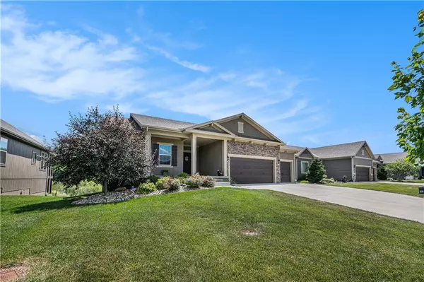 16971 W 170th ST, Olathe, KS 66062