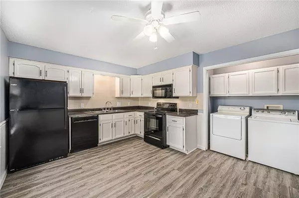 Smithville, MO 64089,113 Stonebridge LN