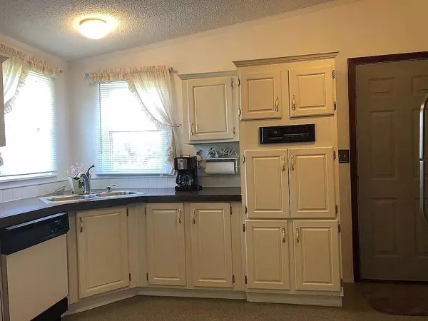 Other, MO 65565,537 E Highway 8 HWY