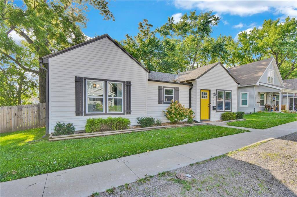 115 S Campbell ST, Pleasant Hill, MO 64080