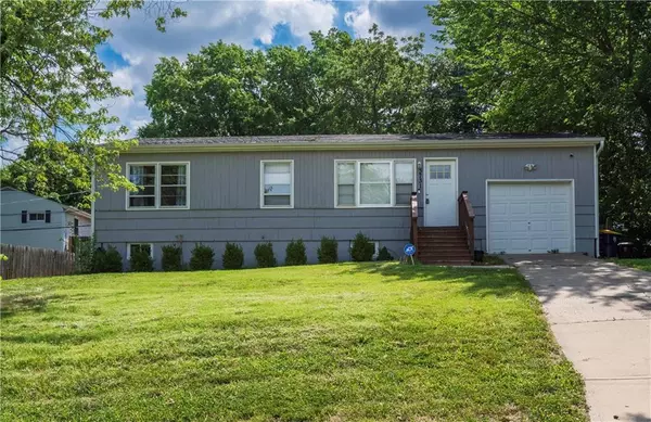 3731 N Cypress AVE, Kansas City, MO 64117
