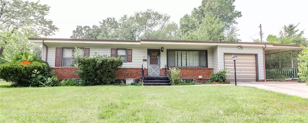 601 Westside DR, Knob Noster, MO 65336