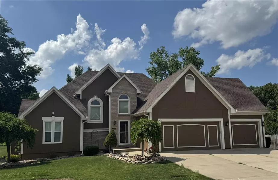 5104 S Yuma CT, Independence, MO 64055