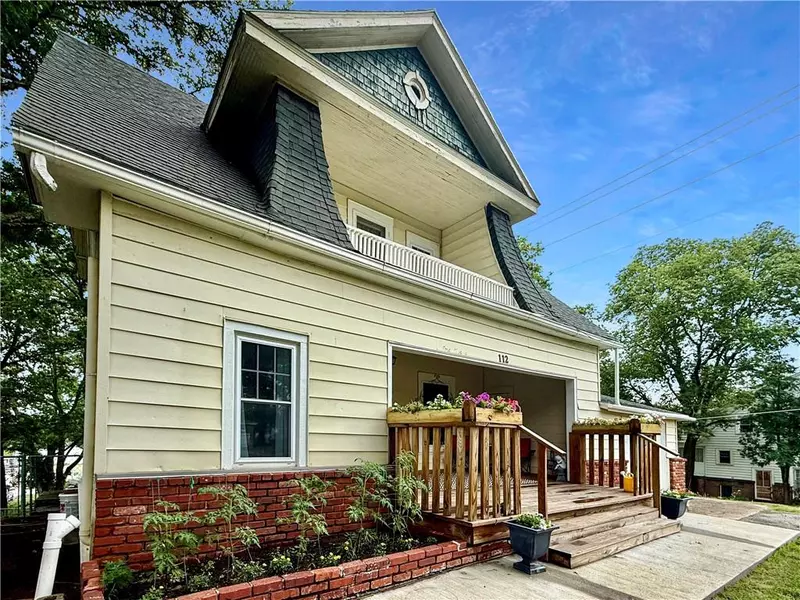 112 N 1st ST, Independence, KS 67301