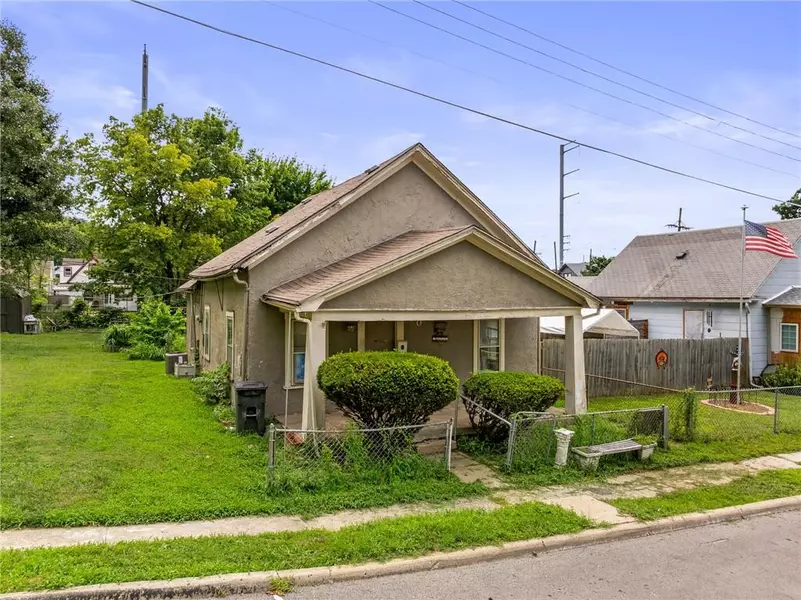20 S Minnie ST, Kansas City, KS 66103