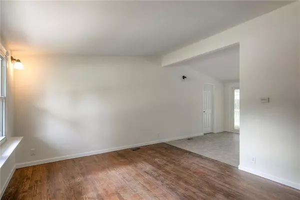 Independence, MO 64056,812 N Cheyenne DR